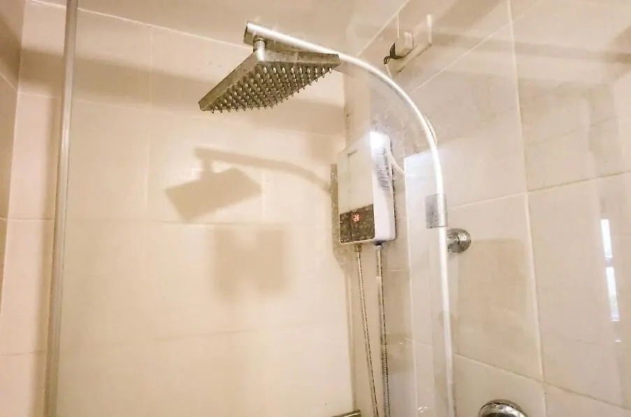 Luxury Staycation In Makati With Jacuzzi & Arcade Manila
